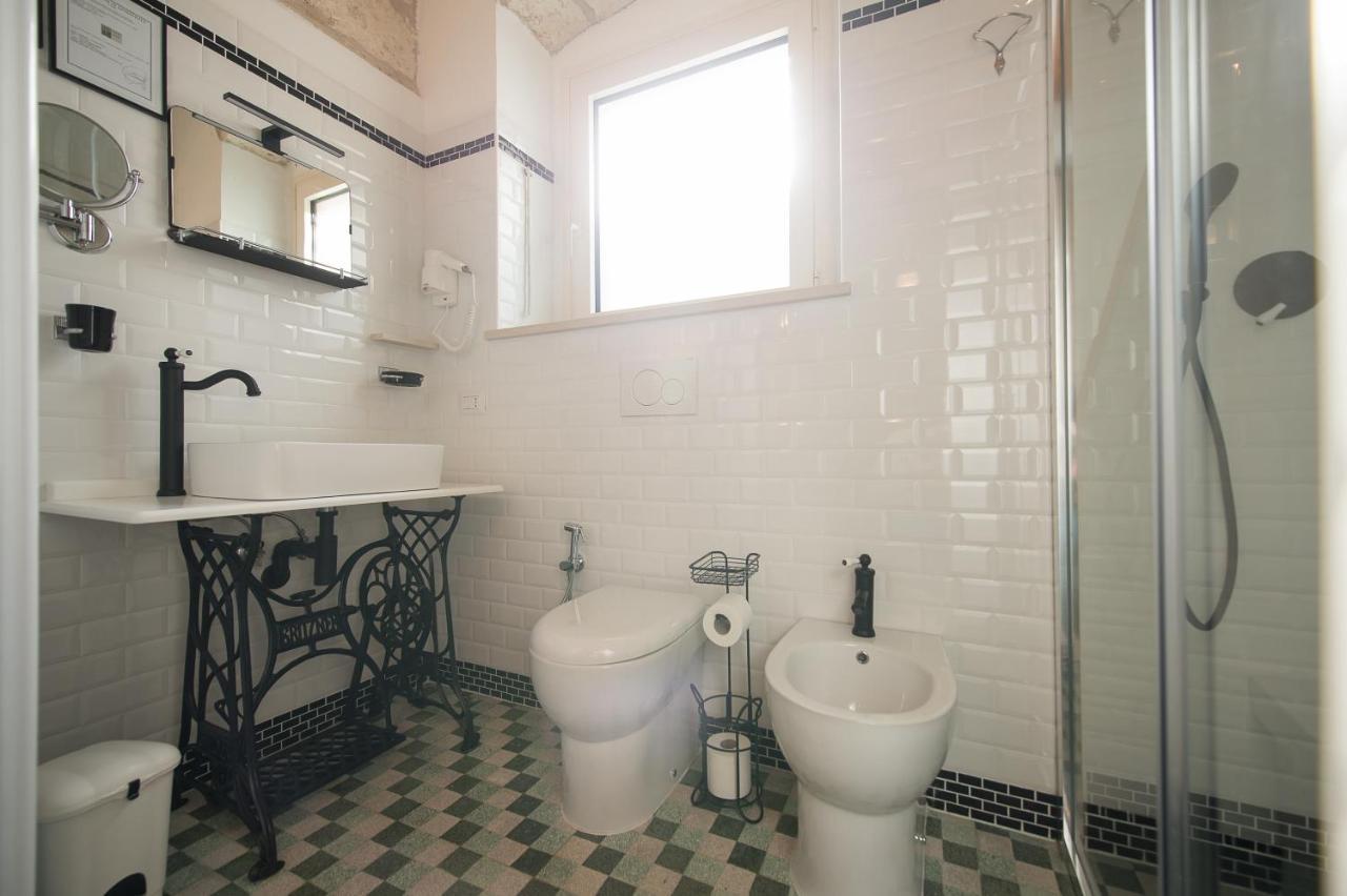 Ai Cappuccini Guest House นอยกัตตาโร ภายนอก รูปภาพ