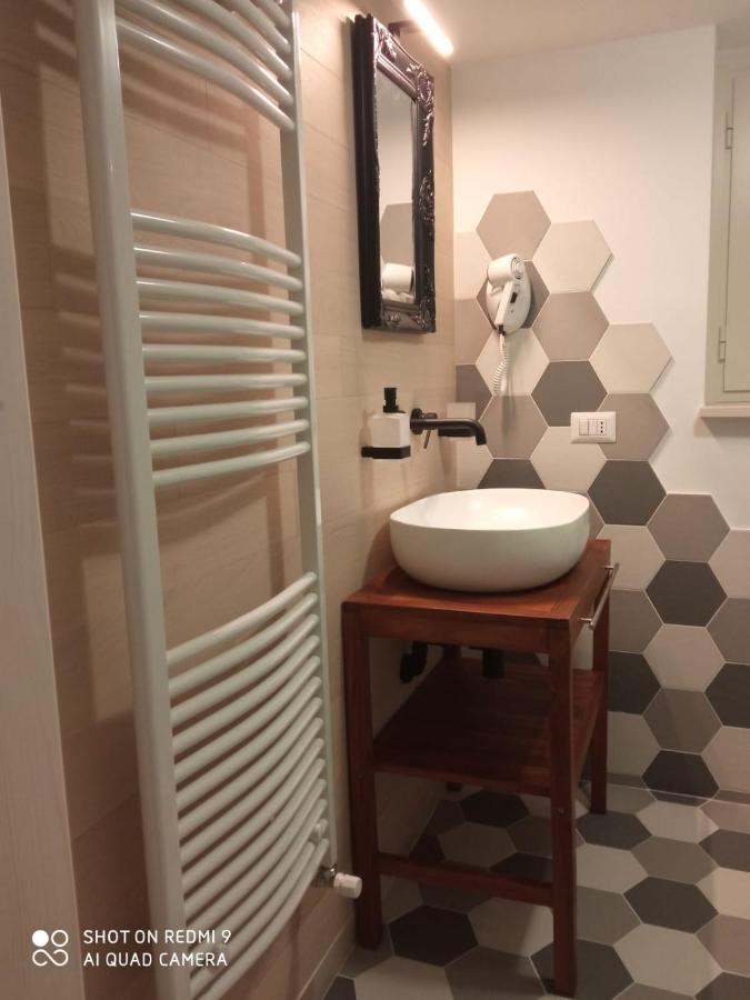 Ai Cappuccini Guest House นอยกัตตาโร ภายนอก รูปภาพ