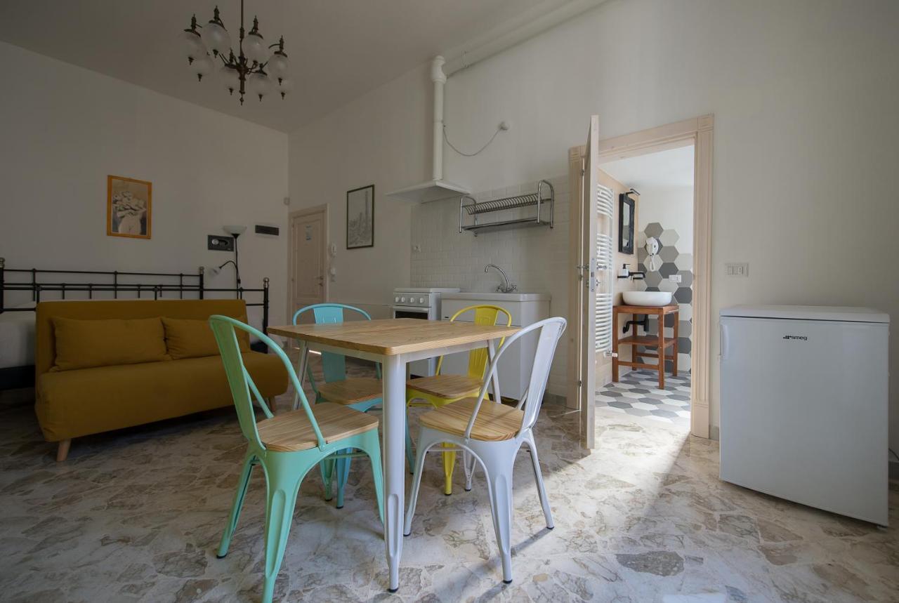 Ai Cappuccini Guest House นอยกัตตาโร ภายนอก รูปภาพ